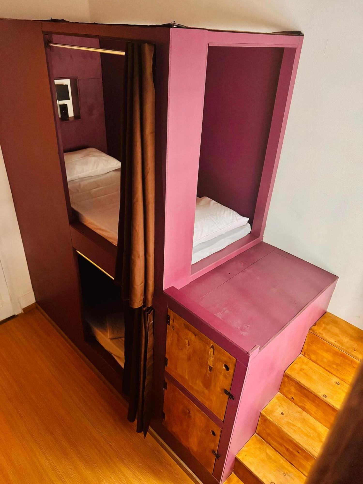 Bed 4-Bed Mixed Dormitory Room