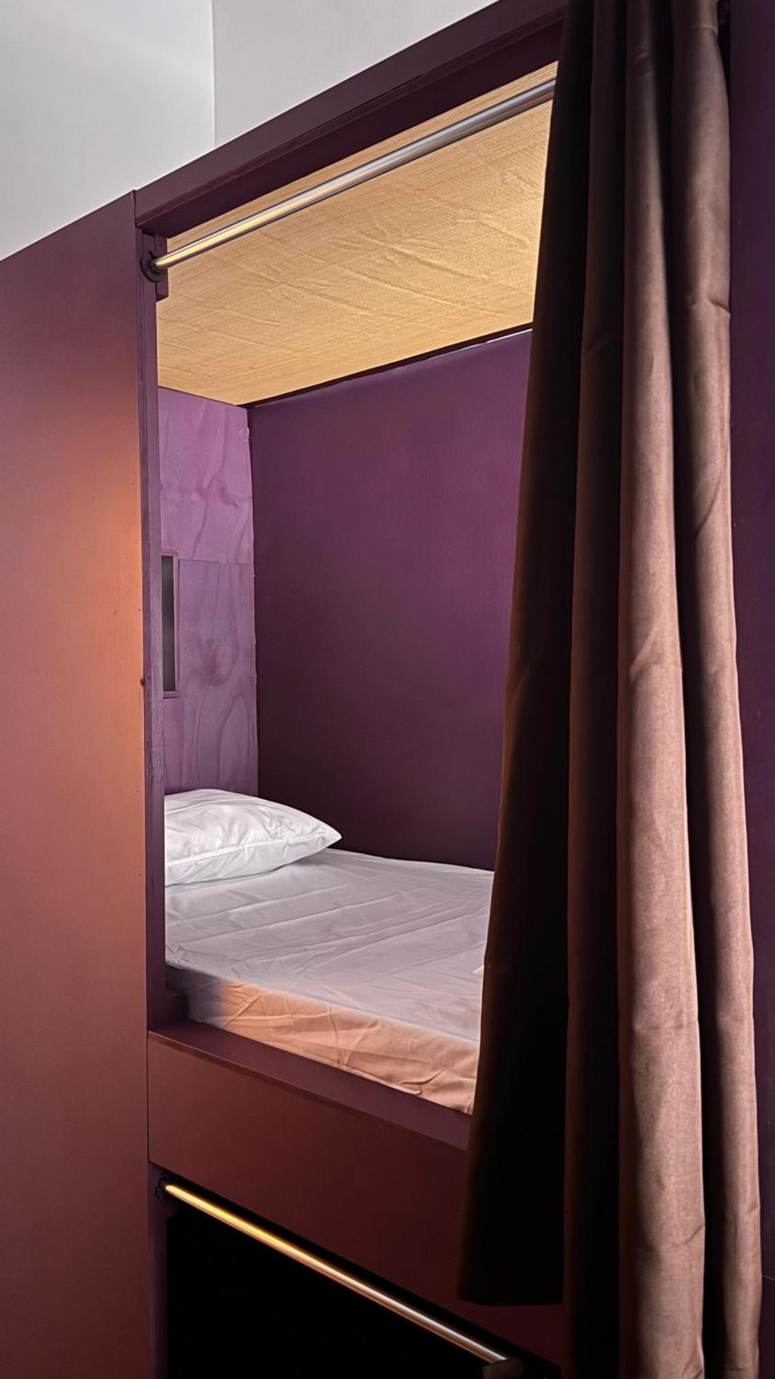 Bed 4-Bed Mixed Dormitory Room